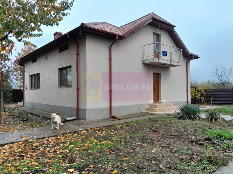 DE VANZARE CASA IN COM. BRANESTI (IF)